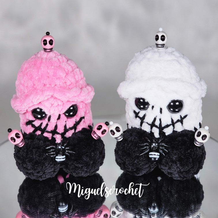 Mini Skelly Wiwi Crochet Pattern | PDF Download!