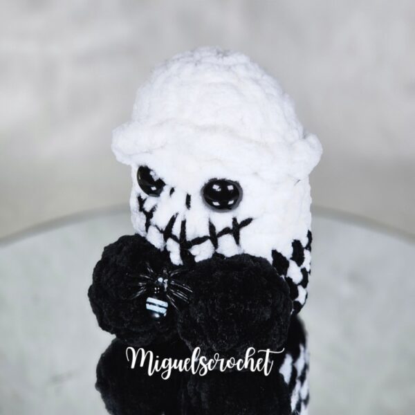 Mini Skelly Wiwi Crochet Pattern | PDF Download!