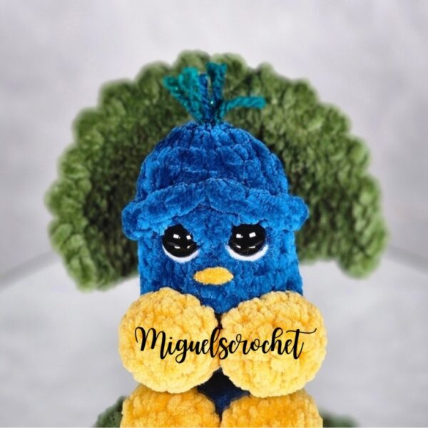 Mini Peacock Wiwi Crochet Pattern | PDF Download!